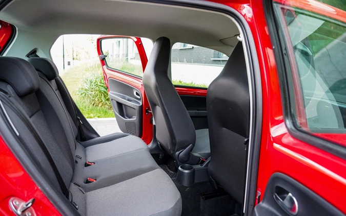 Volkswagen up! cena 20500 przebieg: 180000, rok produkcji 2012 z Radom małe 466
